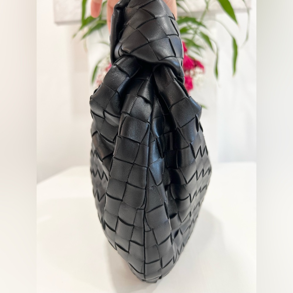 Bottega Veneta Teen Jodie Leather Bag - Picture 5 of 12